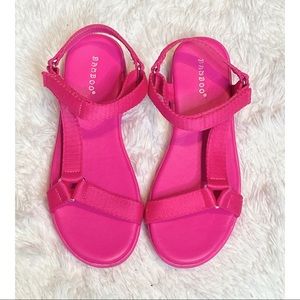 Pink Sandals With Straps!
